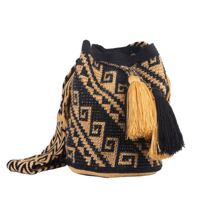 BLACK & GOLD BEADED GEOMETRIC STATEMENT PURSE