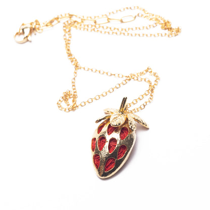 STRAWBERRY NECKLACE